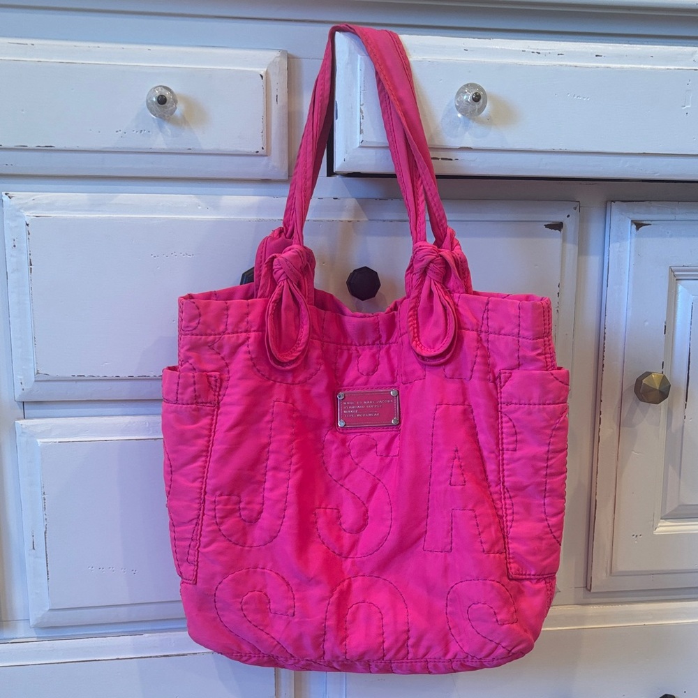 Marc Jacobs Bright Pink Quilted Tote with Knotted Handles - Picture 1 of 7